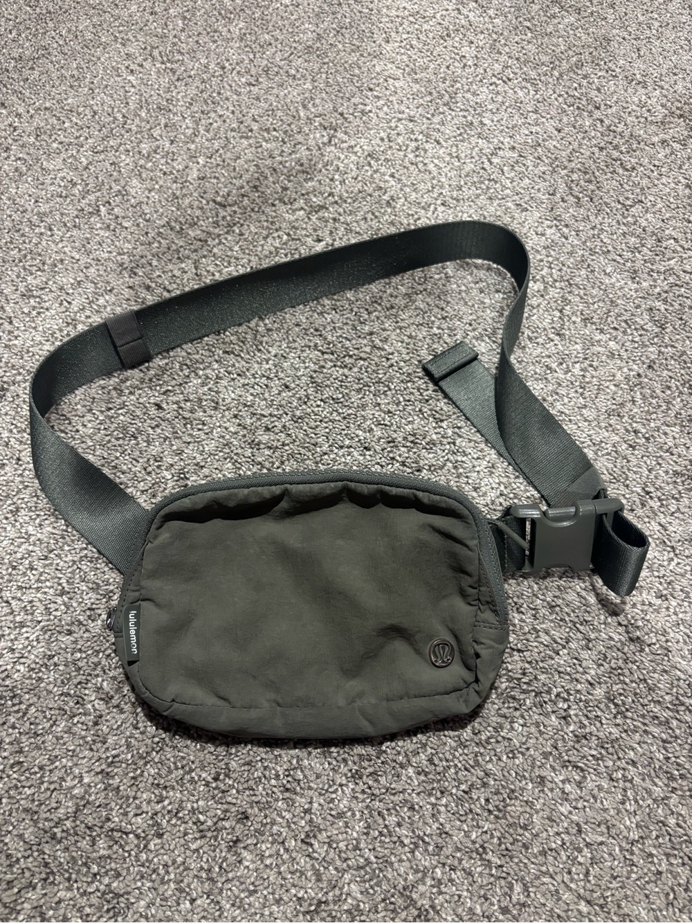lululemon athletica green Crossbody Waist Pouch